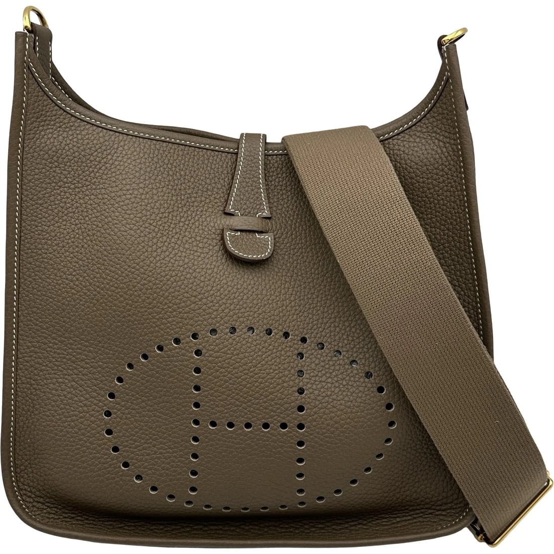 HERMES EVELYN PM SHOULDER BAG: HERMES Evelyn PM Shoulder Bag Brand: HERMES Type/Style: Shoulder Bag Material: Taurillon Clemence Color: Etup Gold Hardware Size: W11.4 x H11.8 x D3.1inch Accessories: None Accessories Not