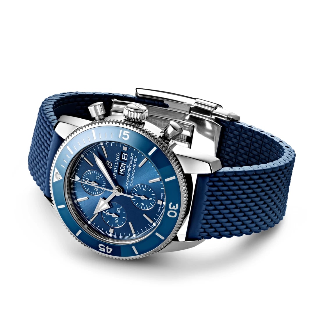 BREITLING SUPEROCEAN HERITAGE CHRONOGRAPH WATCH: BREITLING Superocean Heritage Chronograph Watch Brand: Breitling Type/Style: Wristwatch Material: Case material: Stainless steel Color: Case Color Dial color: Blue Size: Case diameter: 44 mm Acces