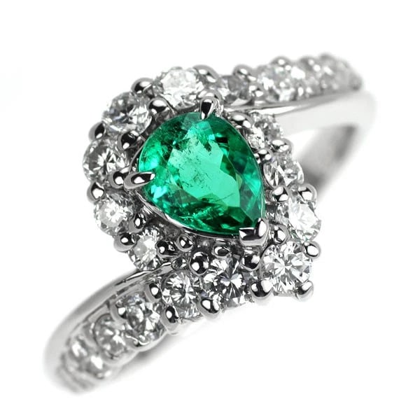 PT900 EMERALD DIAMOND RING: Pt900 emerald diamond ring Brand: None Type/Style: rings Material: Pt900 Main Stone Emerald Color: PT Size: 6.75 - 7 US Accessories: None Accessories Notice: When purchasing pre-owned goods, please