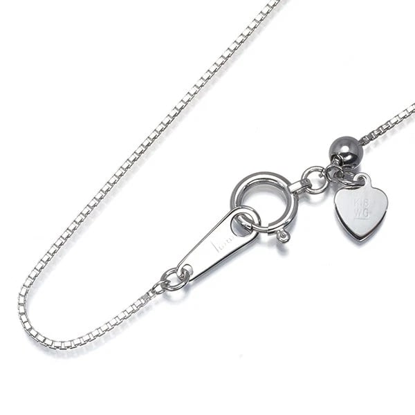 BOX CHAIN NECKLACE 18K 750 WHITE GOLD: Box Chain Necklace 18K 750 White Gold Brand: Unbranded Type/Style: Necklace Material: 18K 750 White Gold Color: White Gold Size: Necklace length: 45cmAdjUS table to short length with an extenderNeckla