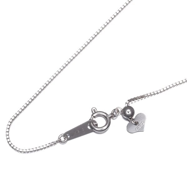 BOX CHAIN NECKLACE 18K 750 WHITE GOLD: Box Chain Necklace 18K 750 White Gold Brand: Unbranded Type/Style: Necklace Material: 18K 750 White Gold Color: White Gold Size: Necklace length: 45cmAdjUS table to short length with an extender7Neckl