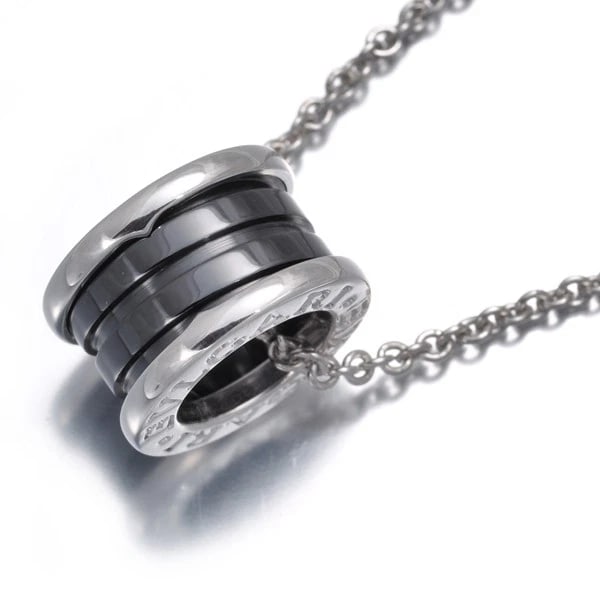 BVLGARI SAVE THE CHILDREN NECKLACE 925 STERLING SILVER/CERAMIC: BVLGARI Save the Children Necklace 925 Sterling Silver/Ceramic Brand: BVLGARI Type/Style: Necklace Material: 925 Sterling Silver/Ceramic Color: Silver Size: Necklace length: 38 / 42 / 45cm Pendant siz