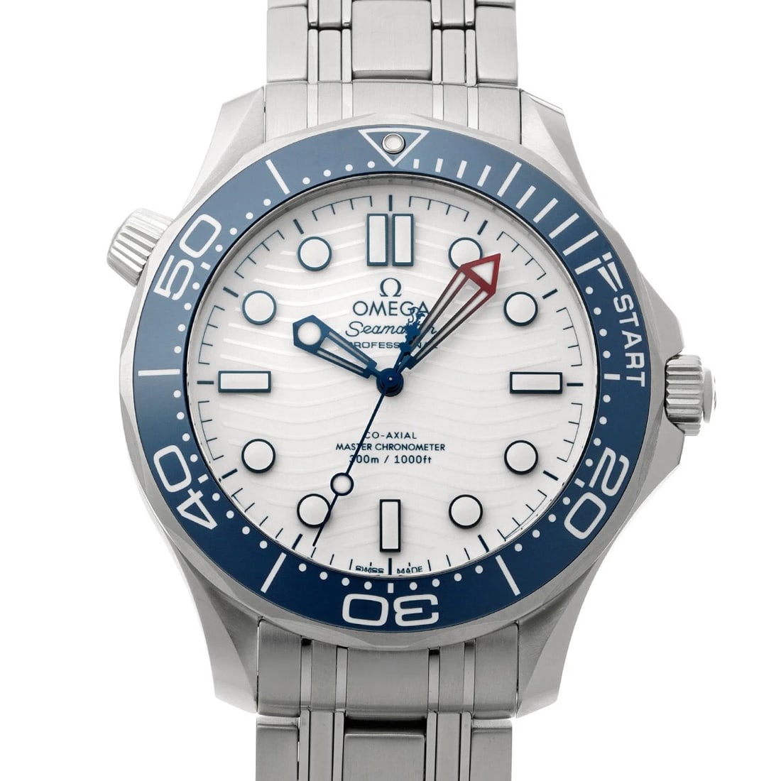 OMEGA SEAMASTER CO-AXIAL CHRONOMETER WATCH: OMEGA Seamaster Co-axial Chronometer Watch Brand: OMEGA Type/Style: Wristwatch Material: Band Material Stainless steel, Case Material Stainless steel Color: Dial Color white Size: ?Case? H/About 42mm