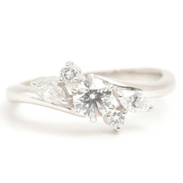 TASAKI DIAMOND RING - 4