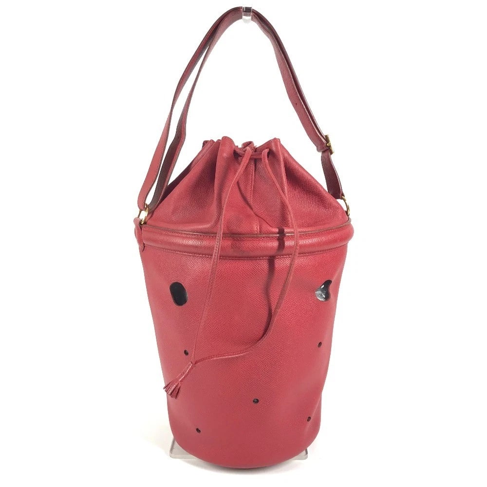 HERMES TASSEL FRINGE MANJOIRE DRAWSTRING BAG: HERMES Tassel fringe Manjoire Drawstring bag Brand: HERMES Type/Style: Shoulder Bag Material: Courchevel Color: Red Size: W6.5?H9.1?D6.3inch / W16.5cm H23cm D16cm Accessories: None Accesso