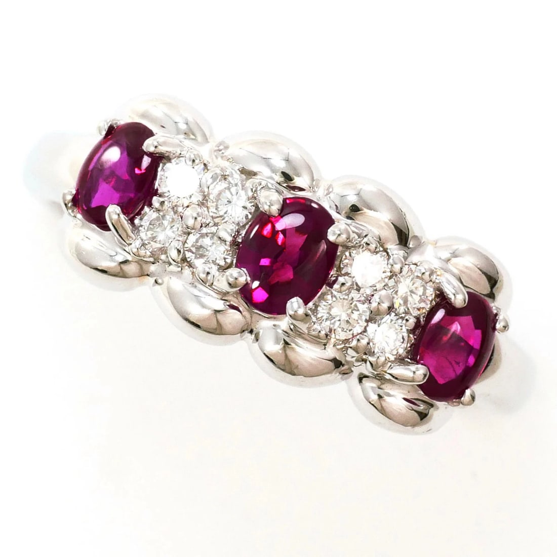PIGEON BLOOD PT900 PLATINUM RING (1 of 4)