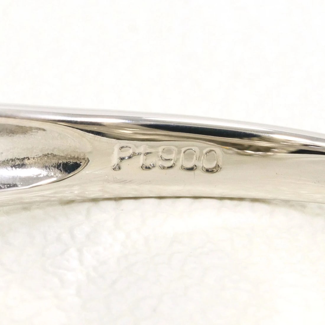 PT900 PLATINUM RING - 4