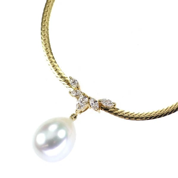 MIKIMOTO K18YG WHITE PEARL DIAMOND PENDANT NECKLACE: Mikimoto K18YG White Pearl Diamond Pendant Necklace Brand: Mikimoto Type/Style: pendant necklace Material: K18YG, Main Stone/Creation pearl/pearl Side Stone diamonds Color: YG Size: Necklace: Chain Le