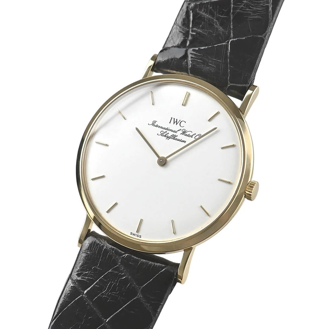 IWC PORTOFINO WATCH: IWC Portofino Watch Brand: IWC Type/Style: Wristwatch Material: Case Material Yellow gold Color: Dial Color white Size: Case Size Case Size: 31.7mm Accessories: None Accessories Notice: When