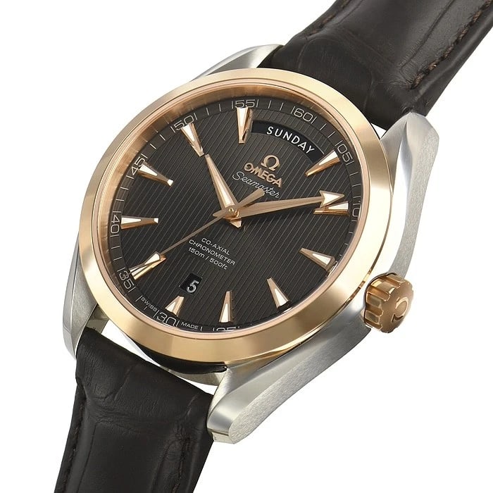 OMEGA SEAMASTER AQUA TERRA WATCH: OMEGA Seamaster Aqua Terra Watch Brand: OMEGA Type/Style: Wristwatch Material: Case Material Stainless steel and red gold Color: Dial Color gray Size: Case Size Case Size: 41.5mm Accessories: None