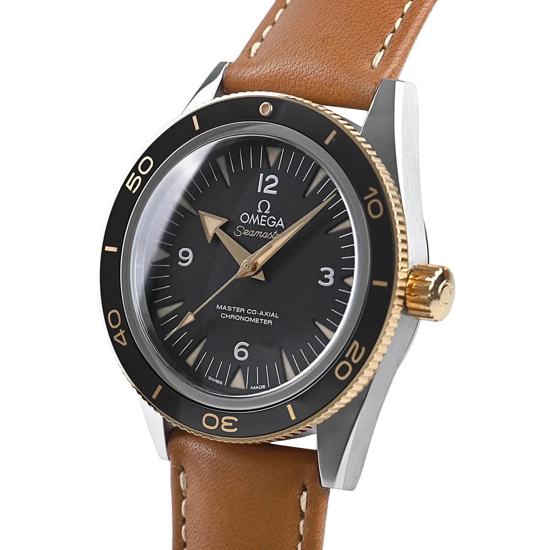 OMEGA SEAMASTER MASTER CO-AXIAL WATCH: OMEGA Seamaster Master Co-Axial Watch Brand: OMEGA Type/Style: Wristwatch Material: Case Material Stainless steel and yellow gold Color: Dial Color black Size: Case Size Case Size: 41.0mm Accessor