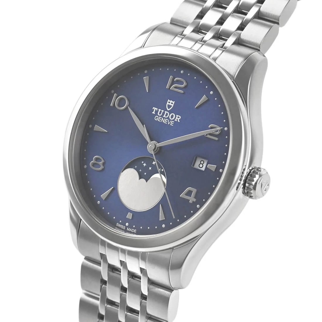 TUDOR LUNA WATCH: Tudor Luna Watch Brand: Tudor Type/Style: Wristwatch Material: Case Material stainless Color: Dial Color blue Size: Case Size Case Size: 39.0mm Accessories: None Accessories Notice: When purchasing