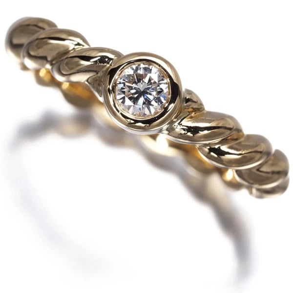 TIFFANY&CO. DIAMOND TWIST SOLITAIRE RING 18K 750 YELLOW GOLD: Tiffany&Co. Diamond Twist Solitaire Ring 18K 750 Yellow Gold Brand: Tiffany & Co. Type/Style: Ring Material: 18K 750 Yellow Gold Main Stone Natural Color: Yellow Gold Size: US 4.5 Accessories: Non
