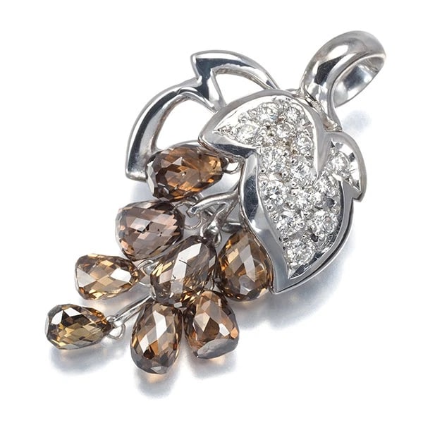 BROWN &CLEAR DIAMOND BRIOLETTE-CUT GRAPES PENDANT 18K 750 WHITE GOLD: Brown &Clear Diamond Briolette-cut Grapes Pendant 18K 750 White Gold Brand: Unbranded Type/Style: Pendant Material: 18K 750 White Gold Main Stone Natural Color: White Gold Size: Design size: 33.0 x 17