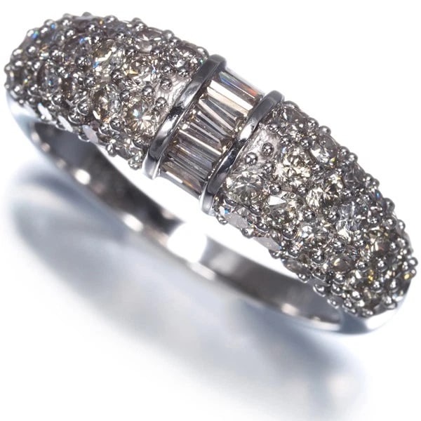 BROWN DIAMOND TAPERED-CUT PAVED RING 18K 750 WHITE GOLD: Brown Diamond Tapered-cut Paved Ring 18K 750 White Gold Brand: None Type/Style: Ring Material: 18K 750 White Gold Main Stone Natural Color: White Gold Size: US 8 Accessories: None Accessor