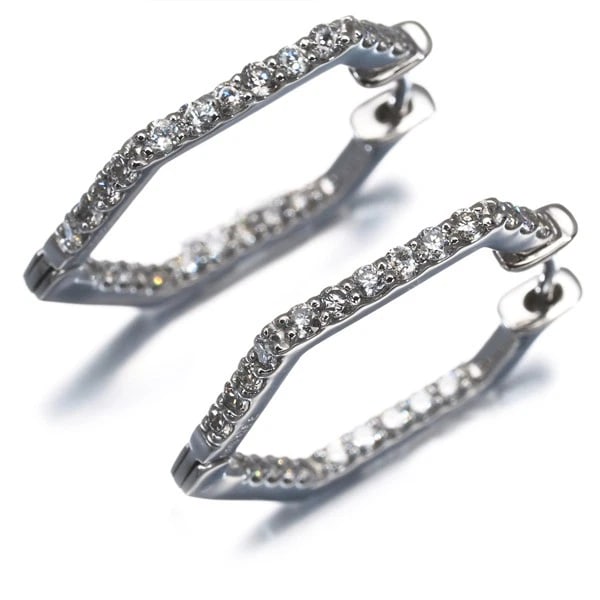 DIAMOND PENTAGONAL HOOP EARRINGS 900 PLATINUM: Diamond Pentagonal Hoop Earrings 900 Platinum Brand: Unbranded Type/Style: Earring Material: 900 Platinum Main Stone Natural Color: Platinum Size: Design size: length 22.0 x width 21.0 x thickness 1.6