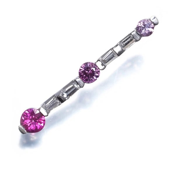 PINK SAPPHIRE DIAMOND TAPERED-CUT PENDANT 18K 750 WHITE GOLD: Pink Sapphire Diamond Tapered-cut Pendant 18K 750 White Gold Brand: Unbranded Type/Style: Pendant Material: 18K 750 White Gold Main Stone Natural Color: White Gold Size: Design size: 24.9 x 3.5mm Bail