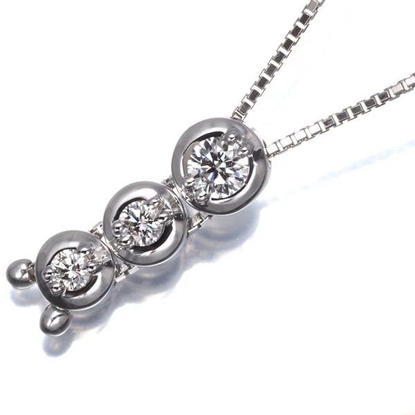 TASAKI DIAMOND TRILOGY 3P NECKLACE 18K 750 WHITE GOLD: TASAKI Diamond Trilogy 3P Necklace 18K 750 White Gold Brand: TASAKI Type/Style: Necklace Material: 18K 750 White Gold Main Stone Natural Color: White Gold Size: Necklace length: 51cmThe top and the cl