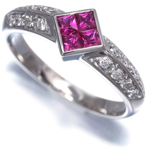 RUBY DIAMOND RING 900 PLATINUM: Ruby Diamond Ring 900 Platinum Brand: Unbranded Type/Style: Ring Material: 18K 750 White Gold Main Stone Natural Color: White Gold Size: US 6-6.25 Accessories: None Accessories Notice: Whe