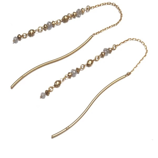 DIAMOND DROP CHAIN EARRINGS 18K 750 YELLOW GOLD: Diamond Drop Chain Earrings 18K 750 Yellow Gold Brand: Unbranded Type/Style: Earrings Material: 18K 750 Yellow Gold Main Stone Natural Color: Yellow Gold Size: Design size: 27.2 x 2.2mmEarring total l