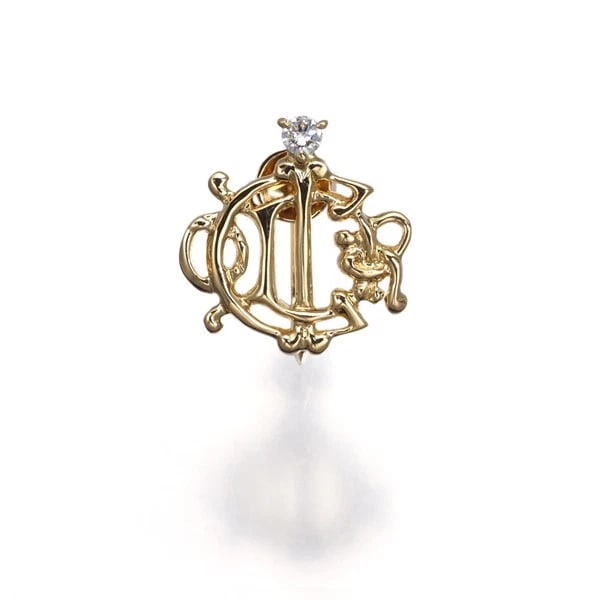 CHRISTIAN DIOR DIAMOND EMBLEM SINGLE EARRING 18K 750 YELLOW GOLD: Christian Dior Diamond Emblem Single Earring 18K 750 Yellow Gold Brand: Christian Dior Type/Style: Single Earring Material: 18K 750 Yellow Gold Main Stone Natural Color: Yellow Gold Size: Design size: