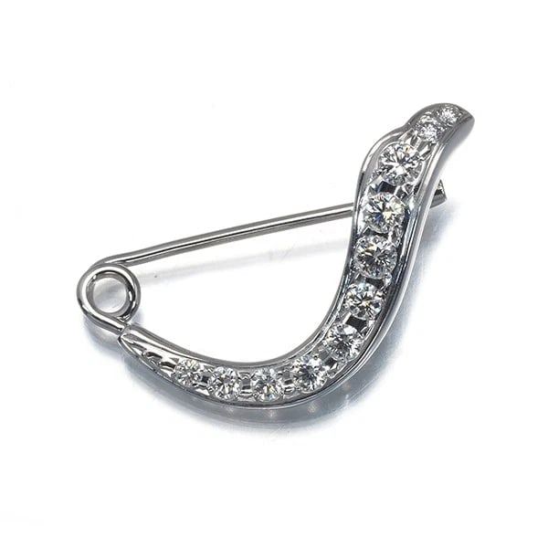 MIKIMOTO DIAMOND BROOCH 18K 750 WHITE GOLD: Mikimoto Diamond Brooch 18K 750 White Gold Brand: MIKIMOTO Type/Style: Brooch Material: 18K 750 White Gold Main Stone Natural Color: White Gold Size: Design size: 14.8 x 24.8mm Accessories: None <