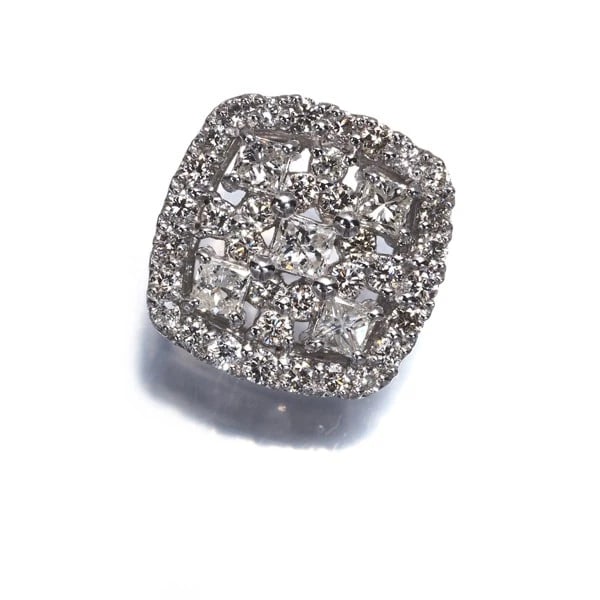 DIAMOND SQUARE PENDANT 950 PLATINUM (1 of 2)
