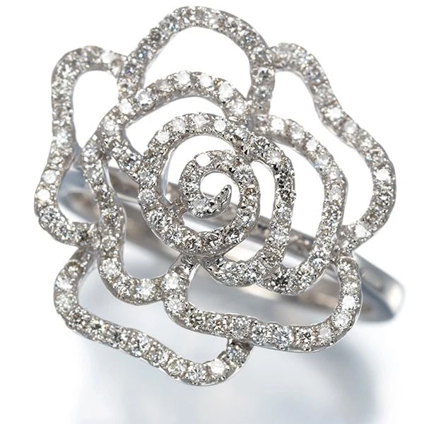 DIAMOND ROSE FLOWER RING 18K 750 WHITE GOLD: Diamond Rose Flower Ring 18K 750 White Gold Brand: Unbranded Type/Style: Ring Material: 18K 750 White Gold Main Stone Natural Color: White Gold Size: US 5.5-5.75 Accessories: None Accessor