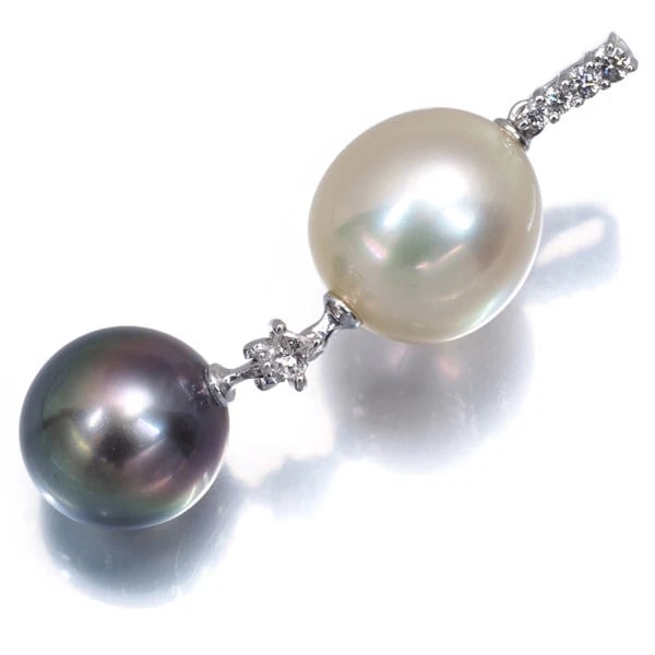 TASAKI BLACK SOUTH SEA PEARL SOUTH SEA PEARL DIAMOND PENDANT 18K WG: TASAKI Black South Sea Pearl South Sea Pearl Diamond Pendant 18K WG Brand: TASAKI Type/Style: Pendant Material: 18K WG Main Stone cultured Color: White Gold Size: Total length of the pendant including