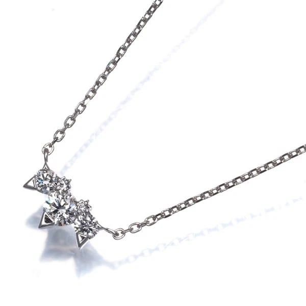 STAR JEWELRY DIAMOND 3P NECKLACE 950 PLATINUM: STAR JEWELRY Diamond 3P Necklace 950 Platinum Brand: STAR JEWELRY Type/Style: Necklace Material: 950 Platinum Main Stone Natural Color: Platinum Size: Necklace length: 40 - 43cm Pendant size: 4.9 x 7.