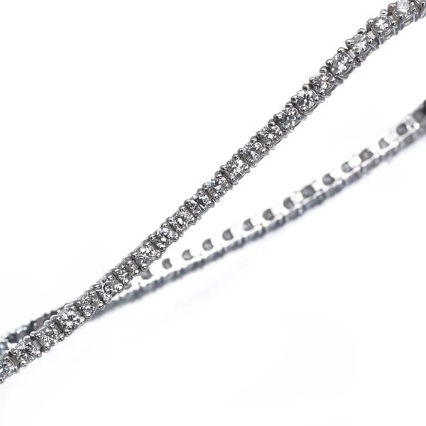 DIAMOND TENNIS BRACELET 18K 750 WHITE GOLD: Diamond Tennis Bracelet 18K 750 White Gold Brand: Unbranded Type/Style: Bracelet Material: 18K 750 White Gold Main Stone Natural Color: White Gold Size: Inner circumference: 17.5cm Bracelet Width: 2.3