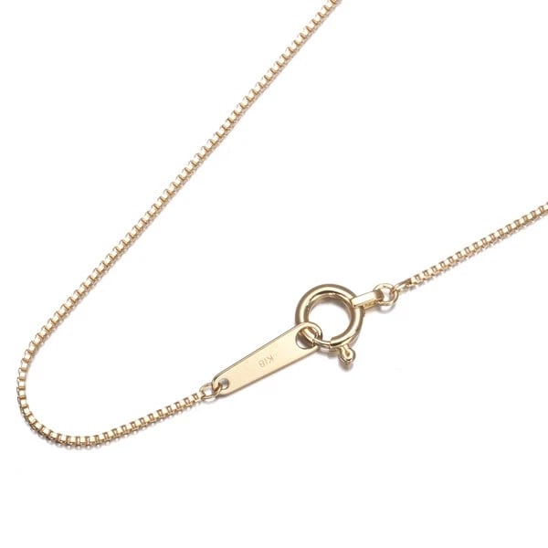 BOX CHAIN NECKLACE 18K 750 YELLOW GOLD: Box Chain Necklace 18K 750 Yellow Gold Brand: Unbranded Type/Style: Necklace Material: 18K 750 Yellow Gold Color: Yellow Gold Size: Necklace length: 47cm Necklace width: 0.7mm Clasp width: 2.5mm A