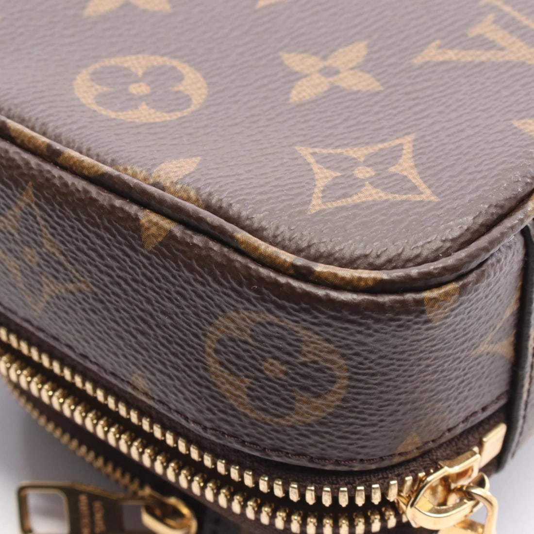 LOUIS VUITTON UTILITY CROSSBODY HANDBAG - 3