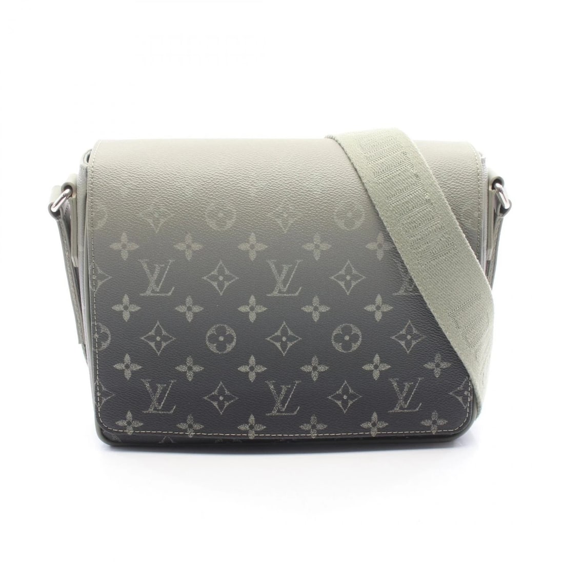 LOUIS VUITTON DISTRICT PM SHOULDER MESSENGER BAG: LOUIS VUITTON District PM Shoulder messenger Bag Brand: LOUIS VUITTON Type/Style: Shoulder Bag Material: Exterior Material PVC coated canvas and leather Color: Exterior Color Khaki?ish colors Size: H: