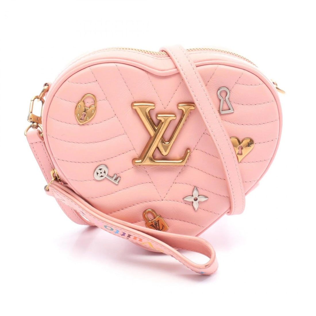 LOUIS VUITTON WAVE HEART SHOULDER CROSSBODY BAG: LOUIS VUITTON Wave Heart Shoulder crossbody Bag Brand: LOUIS VUITTON Type/Style: Shoulder Bag Material: Exterior Material leather Color: Exterior Color Rose / Pink?ish colors Size: H:14.5cm x W:18cm x
