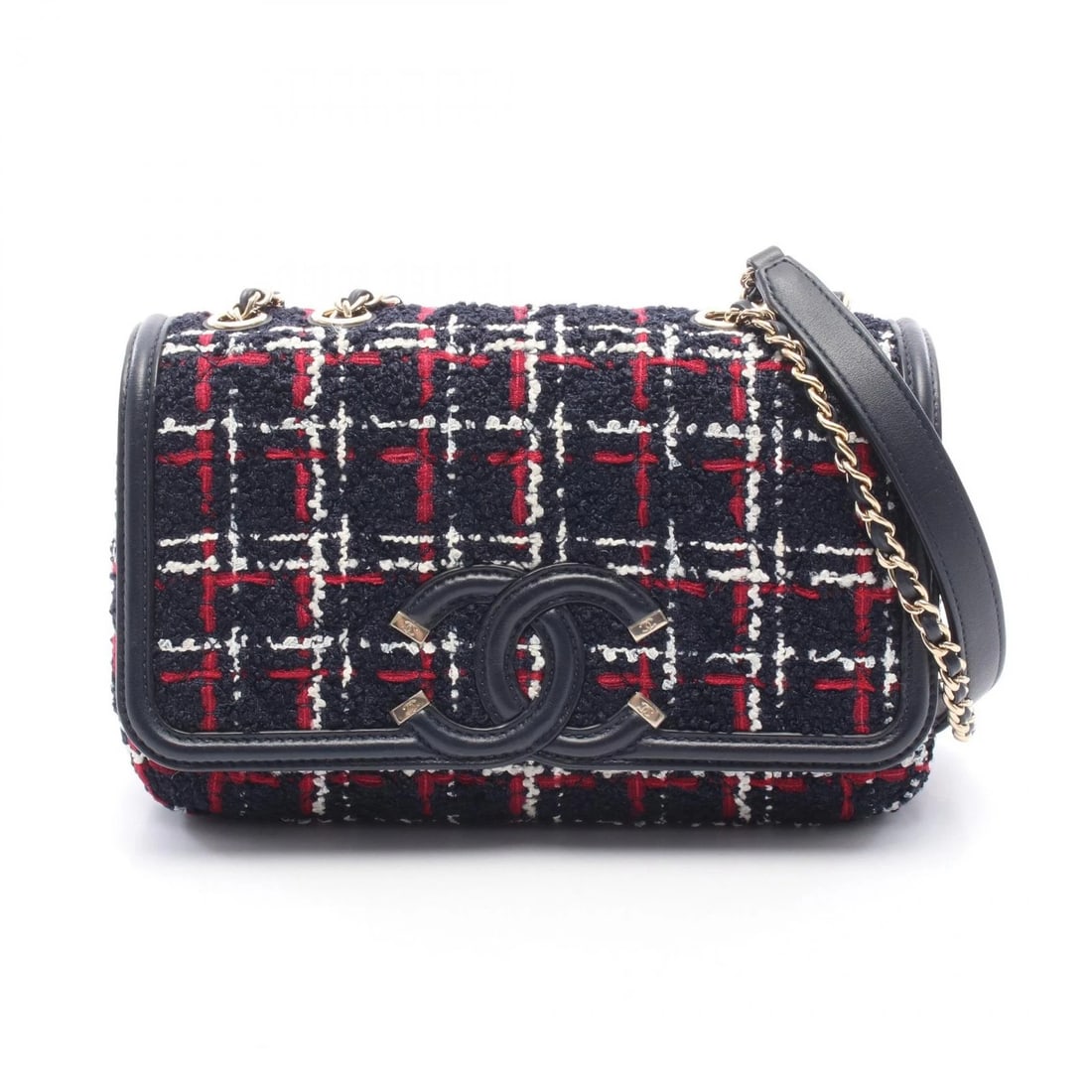CHANEL CC FILIGREE CHAIN SHOULDER HANDBAG: CHANEL CC Filigree Chain Shoulder Handbag Brand: CHANEL Type/Style: Shoulder Bag Material: Exterior Material Fabric and leather Color: Exterior Color Navy?ish colors and Red?ish colors and White?ish c