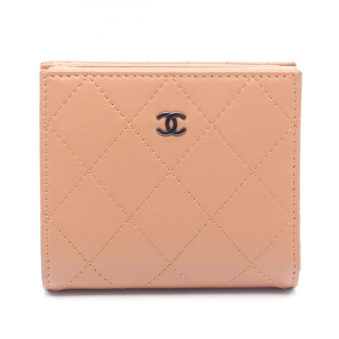 CHANEL MATELASSE BI-FOLD COMPACT WALLET PURSE: CHANEL Matelasse Bi-fold compact wallet purse Brand: CHANEL Type/Style: Bi-fold wallet Material: Exterior Material leather Color: Exterior Color Brown?ish colors Size: H:9cm x W:10cmx D:2cm (H:3.5" x 