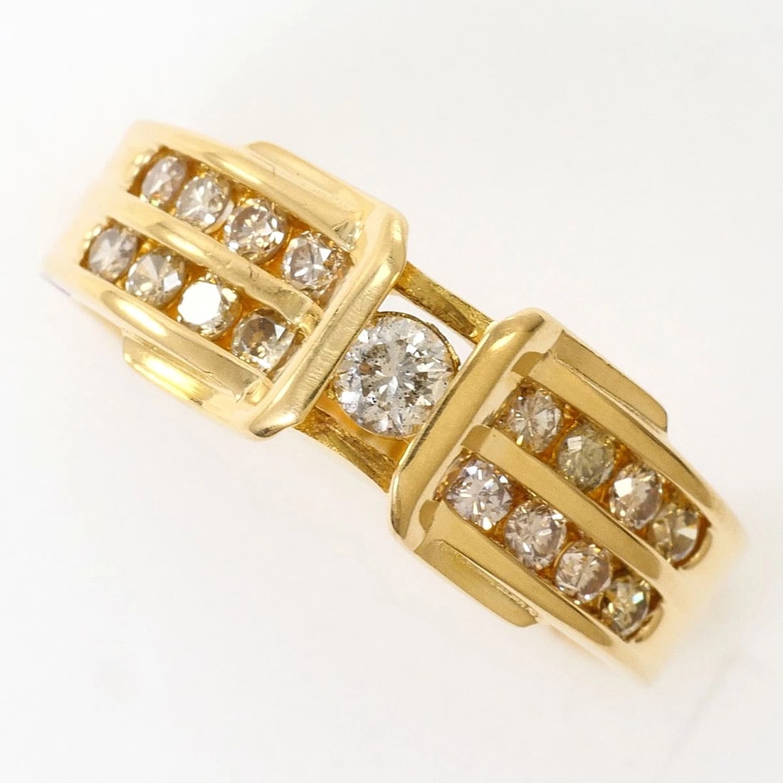 K18 18K GOLD RING DIAMOND: K18 18k gold Ring Diamond Brand: No Brand Type/Style: Ring Material: 18k gold, Main Stone/Creation Diamond Color: Gold Size: US 5 3/8 Accessories: None Accessories Notice: When purchasing pre-owned