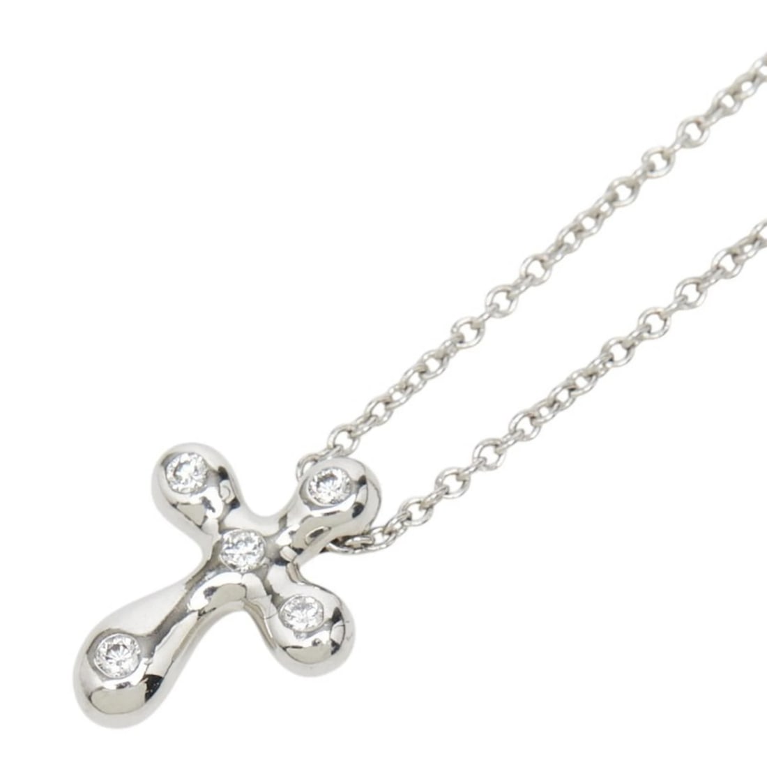 TIFFANY ELSA PERETTI SMALL CROSS PENDANT NECKLACE IN SILVER: Tiffany Elsa Peretti Small Cross Pendant Necklace in Silver Brand: Tiffany Type/Style: Necklace Material: Platinum 950, Main Stone/Creation Natural Color: Silver Size: Neck Circumference 41 cm / 16.14