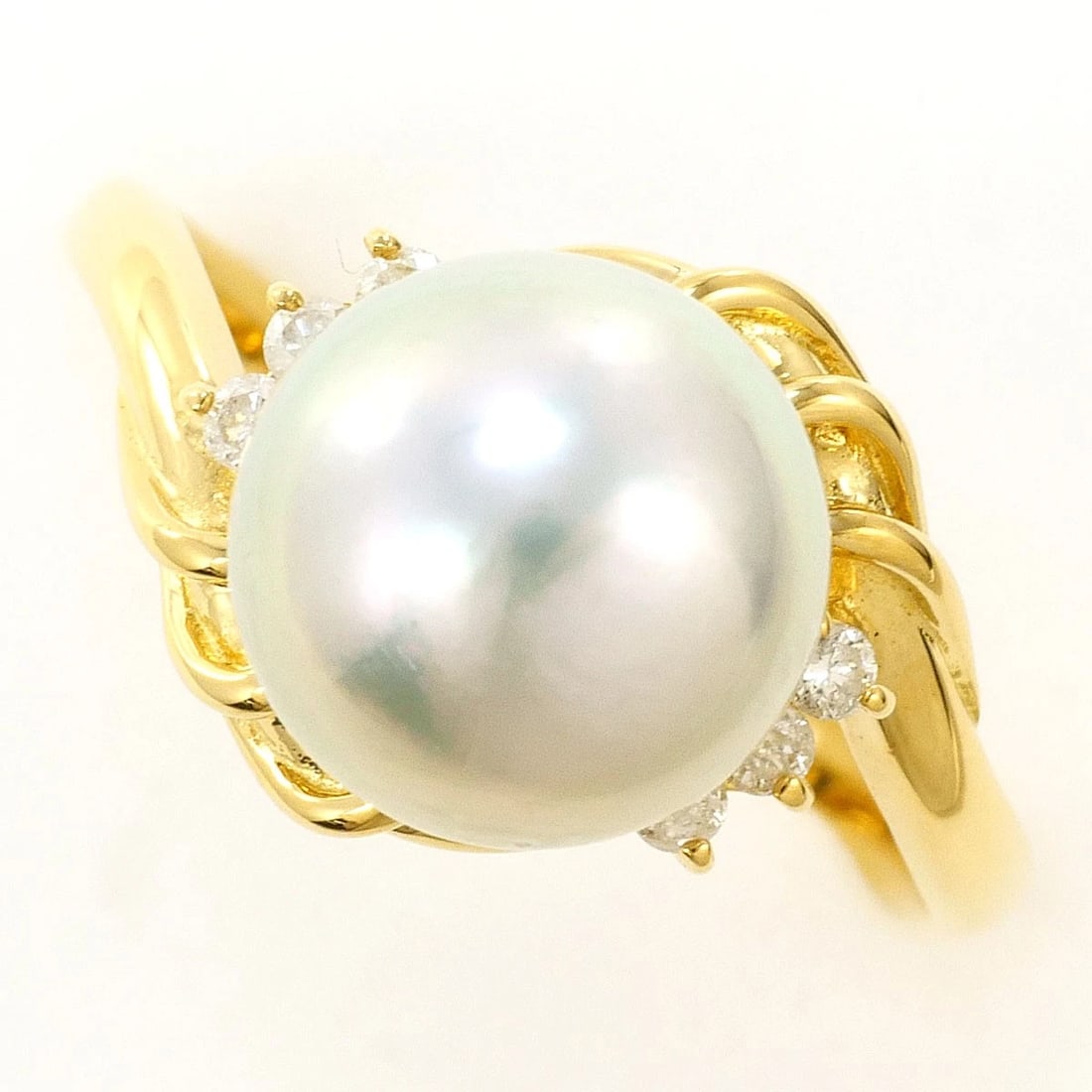K18 18K GOLD RING AKOYA PEARL: K18 18k gold Ring Akoya Pearl Brand: No Brand Type/Style: Ring Material: 18k gold, Main Stone/Creation Akoya Pearl Color: Gold Size: US7 Accessories: None Accessories Notice: When purchasi