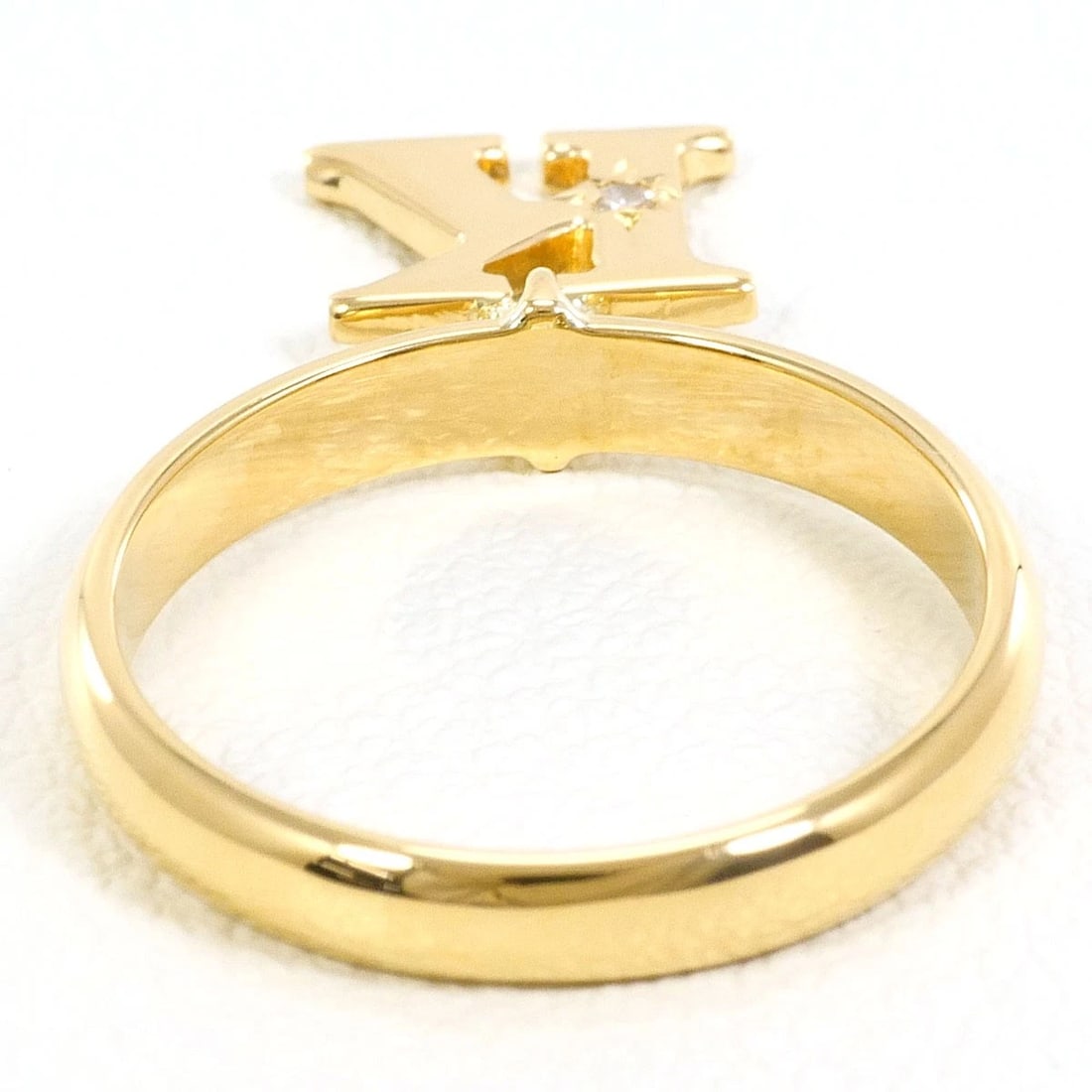 K18 18K GOLD RING DIAMOND: K18 18k gold Ring Diamond Brand: No Brand Type/Style: Ring Material: 18k gold, Main Stone/Creation Diamond Color: Gold Size: US 4 1/4 Accessories: None Accessories Notice: When purchasing pre-owned