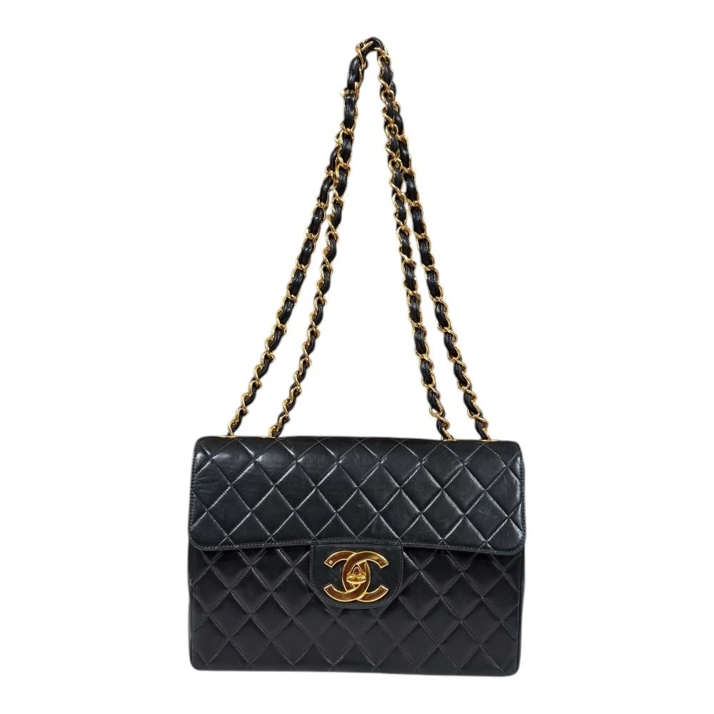 CHANEL SHOULDER BAG CROSS BODY LAMBSKIN: CHANEL Shoulder Bag Cross Body lambskin Brand: CHANEL Type/Style: Shoulder Bag Material: Exterior Material lambskin Color: Exterior Color black Size: W11.8 x H7.9 x D3.3inch Accessories: None