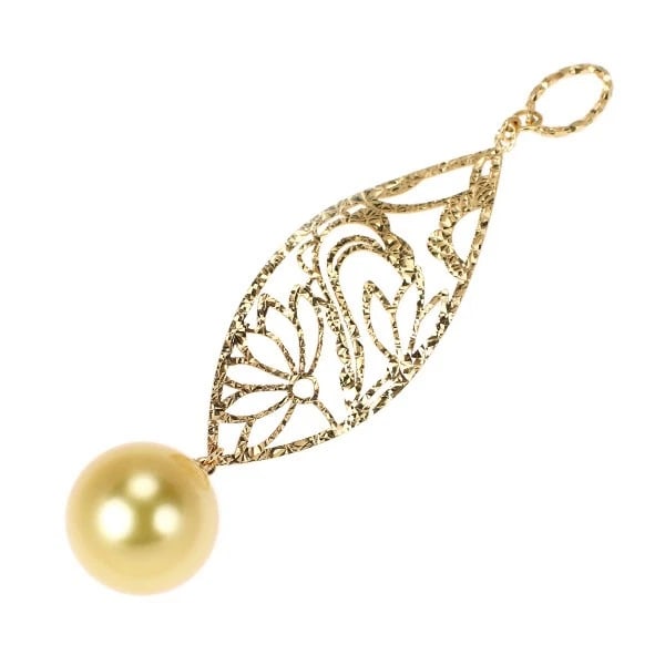 K18YG WHITE BUTTERFLY GOLDEN PEARL DIAMOND PENDANT TOP: K18YG White Butterfly Golden Pearl Diamond Pendant Top Brand: None Type/Style: pendant top Material: K18YG, Main Stone/Creation Pearl side stone Natural Color: YG Size: Length/Width/Diameter51.1 A