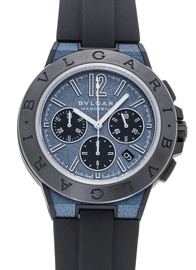 BVLGARI DIAGONO MAGNESIUM CHRONOGRAPH BLUE/BLACK WATCH: Bvlgari Diagono Magnesium Chronograph Blue/Black Watch Brand: Bvlgari Type/Style: Wristwatch Material: Material CE x Magnesium Color: Case Color Black Size: Case diameter 42mm Accessories: None