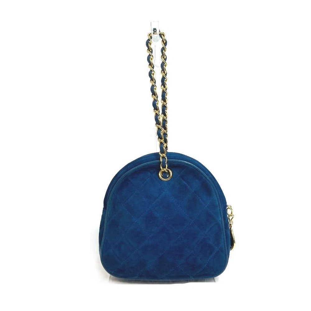 CHANEL CC MARK CC MATELASSE CHAIN PARTY BAG HAND BAG: CHANEL CC Mark CC Matelasse Chain Party bag Hand Bag Brand: CHANEL Type/Style: Hand Bag Material: suede Color: blue / GoldHardware Size: W6.5?H6.5?D1.6inch / W16.5cm H16.5cm D4cm Handle: 15.0inch / 38