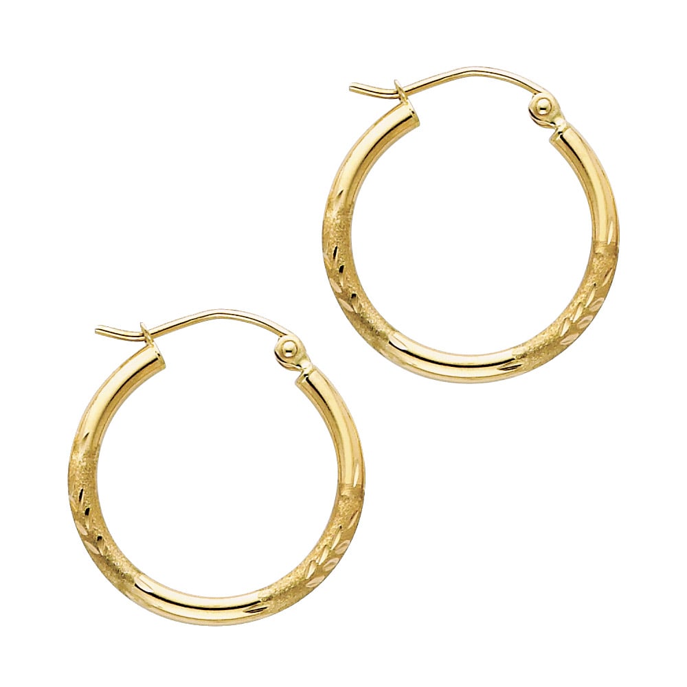 14KY BUDDED DC ROUND TUBE HOOP EARRINGS: 14KY Budded DC Round Tube Hoop Earrings Material Type : 14k Gold Material Color : Yellow Avg. Weight: Avg. Weight: 1.03 Gr. Size: Height : 20 mm, Width : 20 mm Accessories: None Notice: When purcha