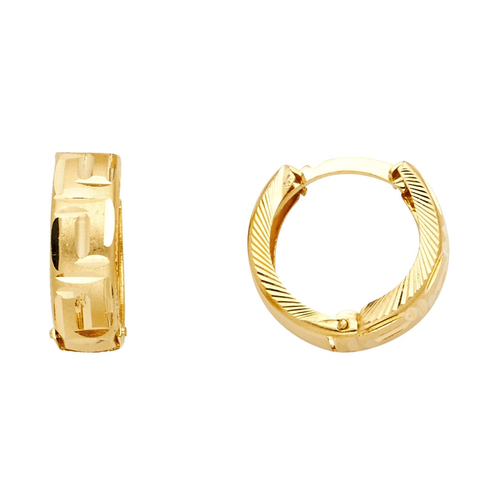 14KY DC STAMP HUGGIES EARRINGS: 14KY DC Stamp Huggies Earrings Material Type : 14k Gold Material Color : Yellow Avg. Weight: Avg. Weight: 2.36 Gr. Size: Height : 15 mm, Width : 15 mm Accessories: None Notice: When purchasing pre-