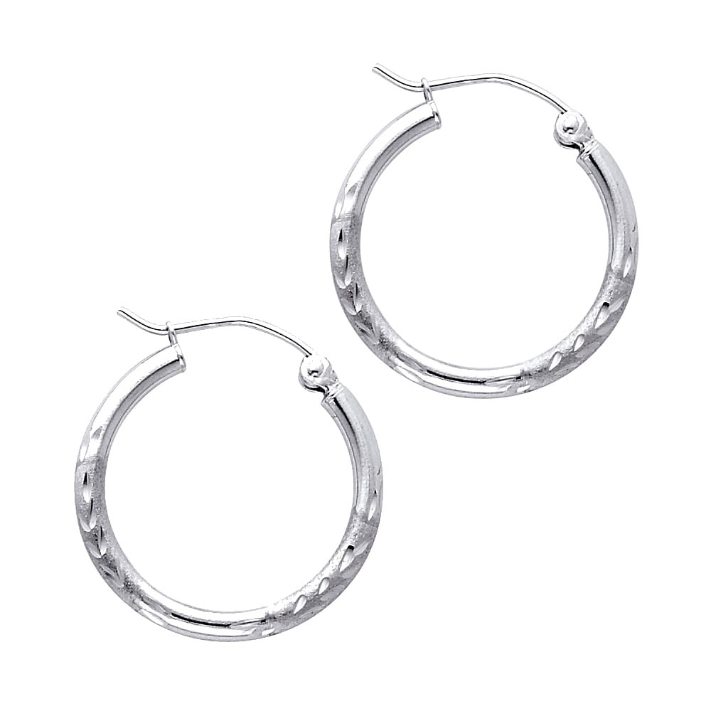 14KW BUDDED DC ROUND TUBE HOOP EARRINGS: 14KW Budded DC Round Tube Hoop Earrings Material Type : 14k Gold Material Color : White Avg. Weight: Avg. Weight: 1.03 Gr. Size: Height : 20 mm, Width : 20 mm Accessories: None Notice: When