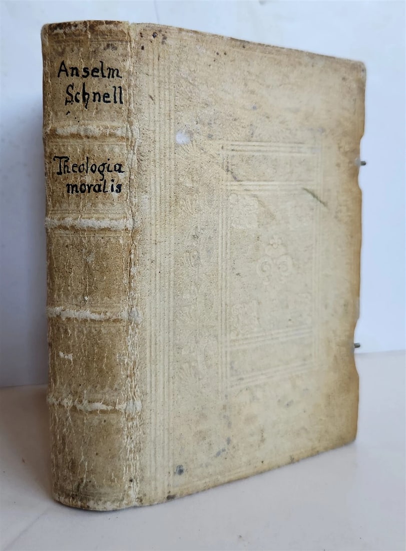 ANTIQUE HAND-TOOLED PIGSKIN BINDING WITH CLASPS FOR BOOKS, 1750 (1 of 6)