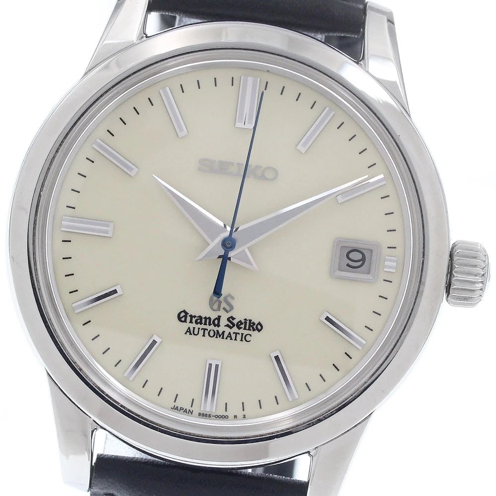 SEIKO GRAND DATE BEIGE AUTOMATIC WATCH: SEIKO Grand Date beige Automatic Watch Brand: SEIKO Type/Style: Wristwatch Material: Band Material leather, Case Material Stainless Steel Color: Dial Color beige Size: Case size About 39mm (1.5inch) (